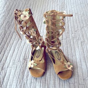 Joyfolie Suede Seraphina Gladiator Sandals